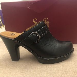 BNIB Sofft Arinos Black Leather Clog - 7.5M (Euro 38.5)